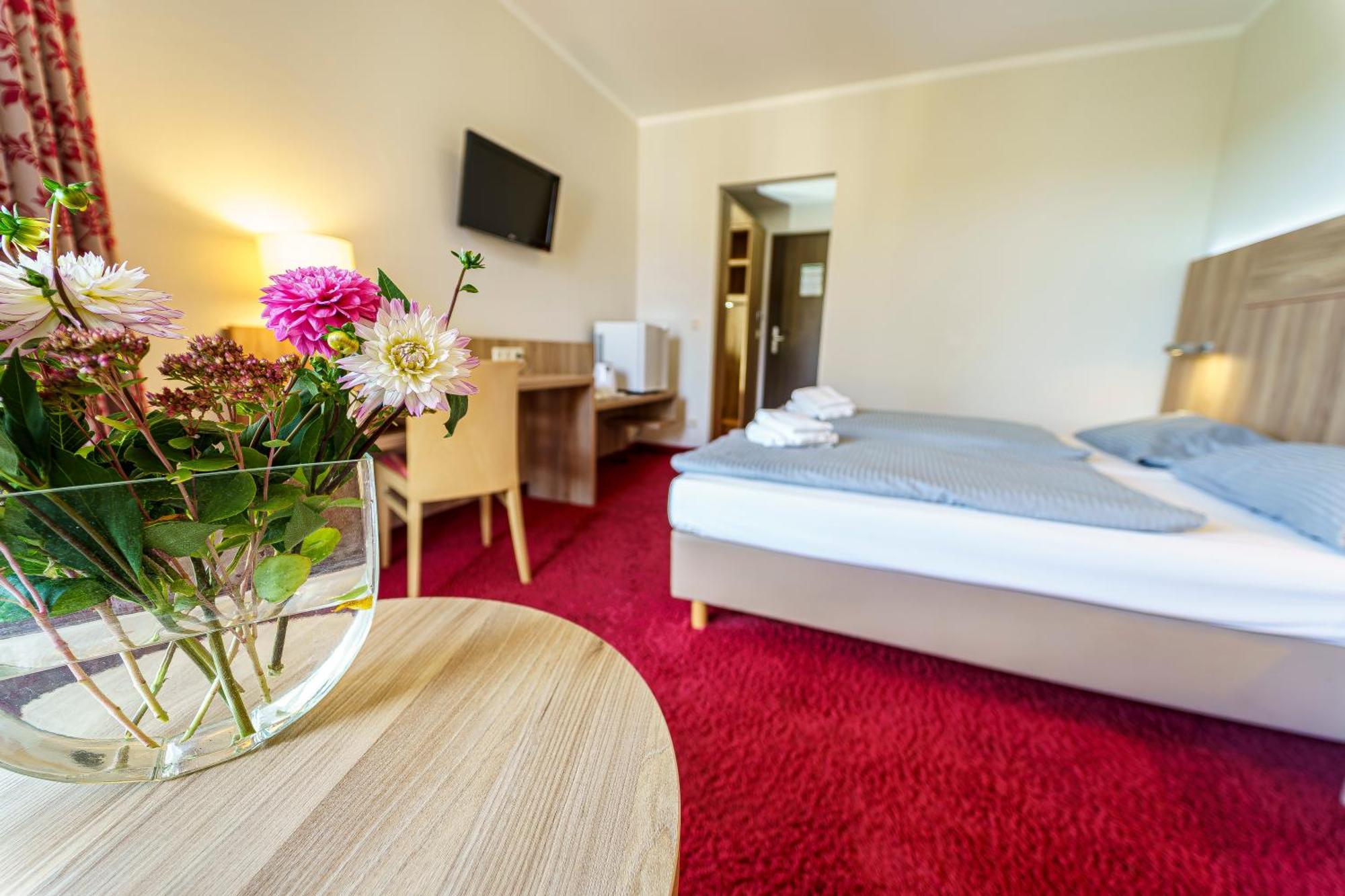 Seehotel am Suedhorn Wendisch Rietz Exterior foto